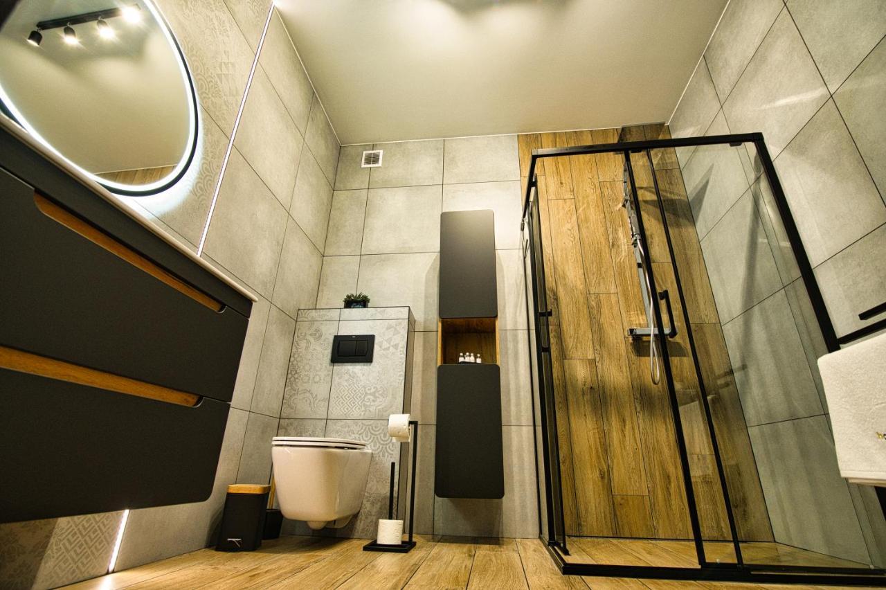 Apartment Timi By Housine